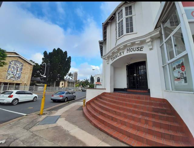43M² BUSINESS RENTED IN MUSGRAVE